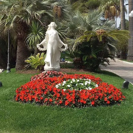 Frida ,it Is شقة سانريمو